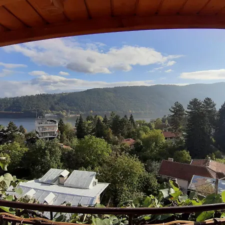 Guest house Tora Bora 3*